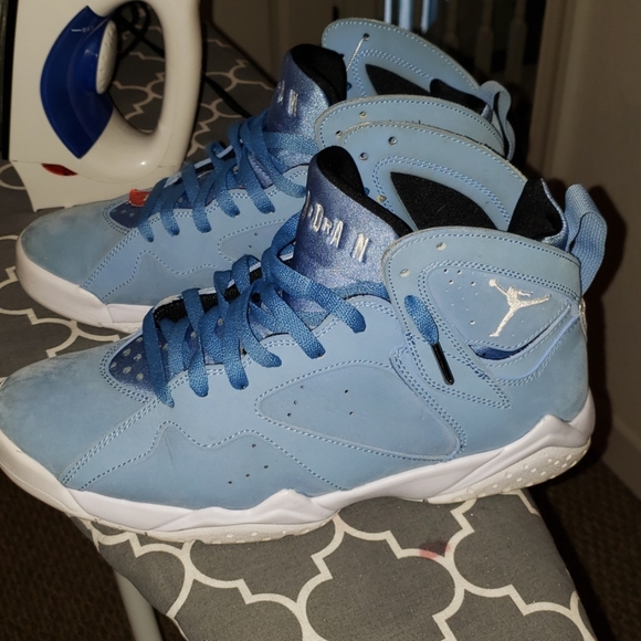 carolina blue 7s